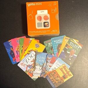 Yoto Mini Kids Learning Toy - Orange